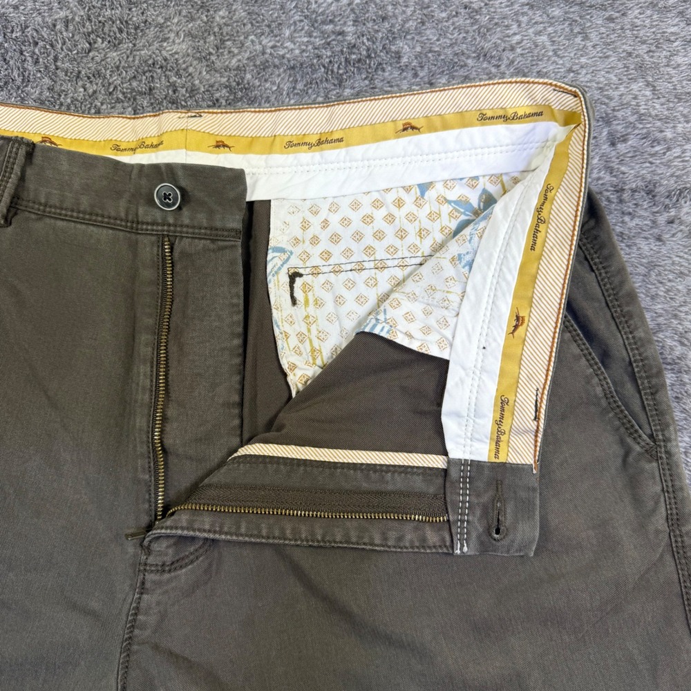 Tommy Bahama Boracay Shorts Mens 35 Olive Green Stretch 10" Inseam Flat Front - Picture 4 of 14
